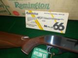 Remington Mohawk 66
auto-loader Brown 22 ca. rifle - 5 of 13