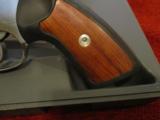 Ruger Super Redhawk polished steailess 44 magnum - 7 of 8