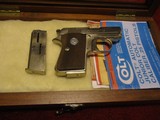 Colt 'Junior Colt Pocket' 25ACP Nickel-walnut display case, Sauer 'Snap Off' leather holster - 6 of 7