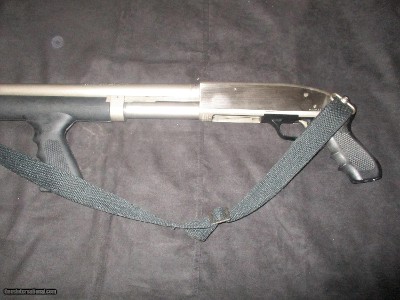 Mossberg 500 Marine 12ga. 2 3/4