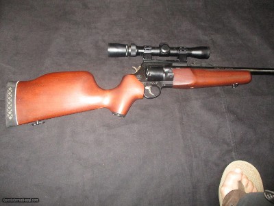 Taurus Circuit Judge REVOLVING RIFLE in 44 cal. ( VERYRARE) since
(1 yr.only 44 mag. mfg.1998 !!