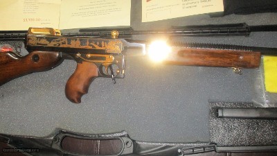 Thompson 1927A-1, 100% original Auto Ordanance mfg., 45ACP ,Viet Nam War Commerative, ONLY 350 mfg.1984 production , striking, descriptive Commerative - Image 10 of 24