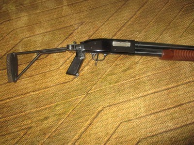 Mossberg 500A Prototype / Police Riot? 12ga.2 3/4"3" Magnum, cyl. bore, factory Ported, original factory wire folder from 60,s