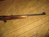 Winchester 490 semi auto 22 lr, (50's) looks as original new, can heckered select ck. walnut - 2 of 8
