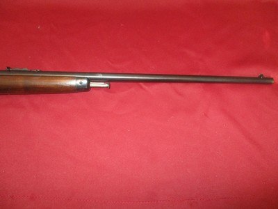 Winchester 63semi auto 22 lr. mfg. 1945 - Image 2 of 10