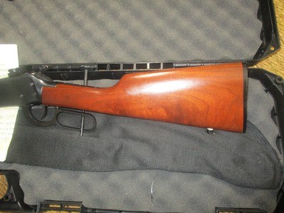 Winchester 94AE Carbine 7-30WATERS1989 Angle Eject, factory drilled & tappedfortop mounting - Image 8 of 15