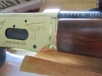 Winchester 94 SRC Battle of Little Bighorn Centennial 44-40 (1776 - 1976) unfired in stryo. box w/sleeve & all info - Image 9 of 20