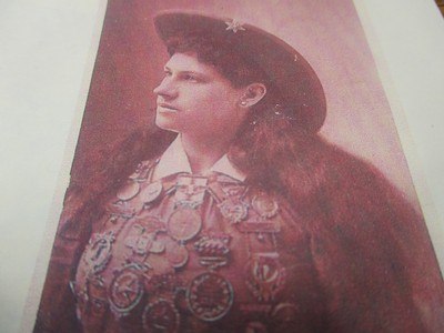 Wincheste 9422 Carbine Annie Oakley paying tribute to one of most famous & greatest rifle marksman that ever lived - Image 23 of 23