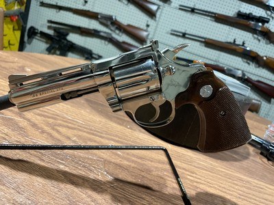 Colt Diamondback, 38, Nickel,4”, 1979 - Image 2 of 6