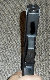 H&K USP Mint condition Wh/ 2 mags - 6 of 6