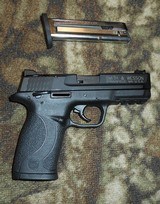 Smith & Wesson M&P 22 compact pistol - 1 of 4