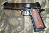 Les Baer Ultimate Tactical Carry 1911 - 3 of 7