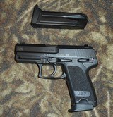 New H&K USP compact in 40SW - 1 of 4