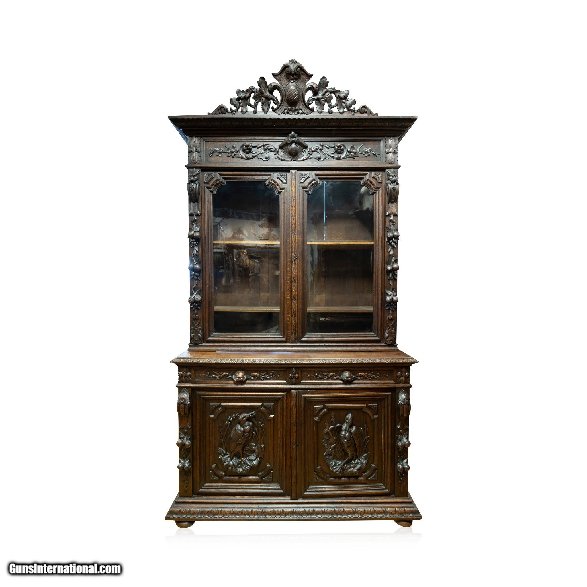 Bavarian Oak Hutch