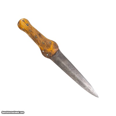 Beaver Tail Bowie Knife