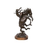 "Tail Stander" Bronze by Robert Scriver - 4 of 6