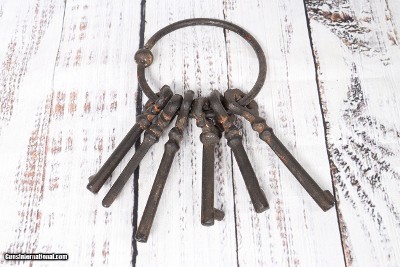 Six Jailhouse Keys