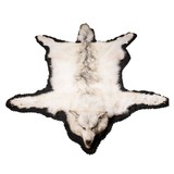 Alaskan Wolf Rug - 1 of 4