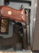 Beretta 86 NEW? condition MINT box, papers etc., extra mag, Rare Gun - 12 of 14