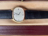 Patek Philippe Classic- Like new all original- LIKE NEW all 18kt yellow gold 33mmX27mm - 7 of 8