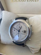 Audemars Piguet Huitième chronograph Rare Stainless Steel model Box & Papers. Like new condition - 9 of 13