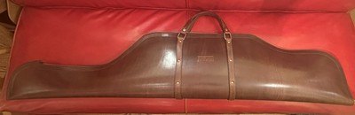 VANQUISH SPORTING GOODS - Image 1 of 4