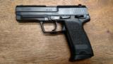 Heckler & Koch HK USP 45, .45 ACP with 14 Magazines, Box, and Instructions. - 9 of 10