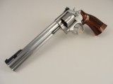 Smith & Wesson Model 686 NO DASH
SILHOUETTE
.357 Magnum
8 3/8" - 2 of 12