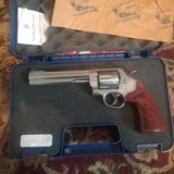SMITH & WESSON MODEL 629 .44 MAGNUM DELUXE D9UBLE ACTION TALO SPECIAL LIMITED EDITION REVOLVEER - 5 of 9