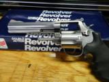 Smith and Wesson Model 686-4 , 6 Shot .357 magnum Revolver - 6 of 10