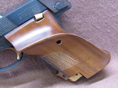 High Standard Supermatic Trophy 22 LR Semi 7.25
