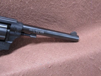 High Standard R-106 Sentinel Deluxe 22 LR 9 Shot DA/SA 6