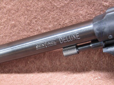 High Standard R-106 Sentinel Deluxe 22 LR 9 Shot DA/SA 6