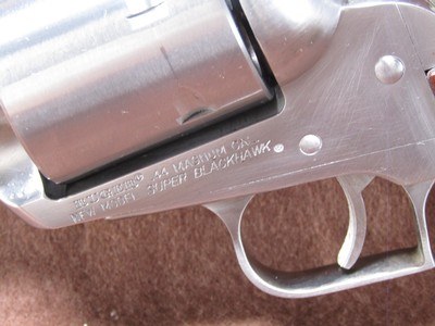 Ruger New Model Super Blackhawk 44 Mag 6 Shot SA 7.5