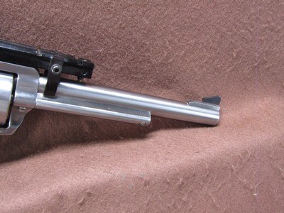 Ruger New Model Super Blackhawk 44 Mag 6 Shot SA 7.5