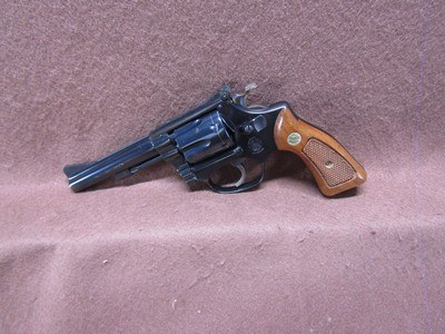Smith & Wesson 34-1 22 LR 6 Shot DA/SA 4