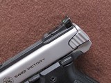 Smith & Wesson SW22 Victory 22 LR Semi 5.25