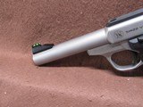 Smith & Wesson SW22 Victory 22 LR Semi 5.25