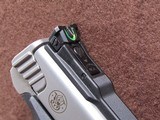Smith & Wesson SW22 Victory 22 LR Semi 5.25