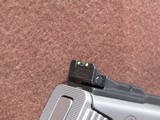 Smith & Wesson SW22 Victory 22 LR Semi 5.25