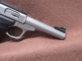 Smith & Wesson SW22 Victory 22 LR Semi 5.25