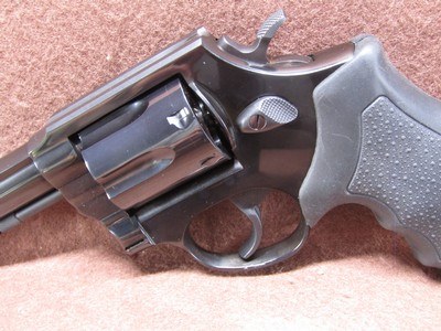 Taurus 82 38 SPL 6 Shot DA/SA 4