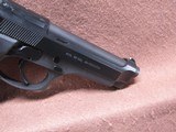 Beretta 96 40 S&W Semi 4.75