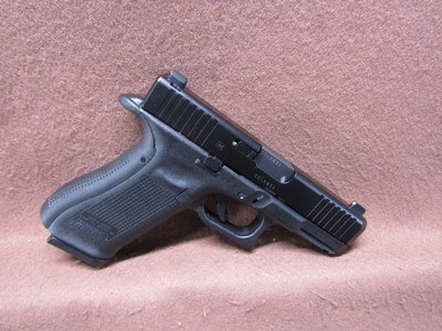 Like New Austria Glock 45 V 9 mm Semi 4
