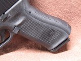 Like New Austria Glock 45 V 9 mm Semi 4