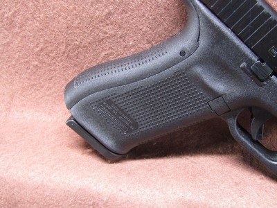 Like New Austria Glock 45 V 9 mm Semi 4