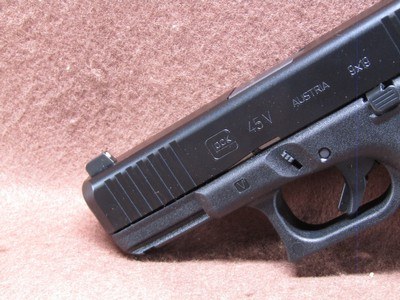 Like New Austria Glock 45 V 9 mm Semi 4