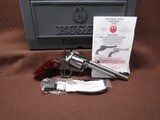 Like New Ruger New Model Blackhawk 357 Mag 6 Shot SA 6.5