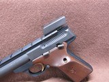 Browning Buck Mark Target 22 LR Semi 5.5