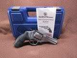 Smith & Wesson 617-6 22 LR 10 Shot DA/SA 4